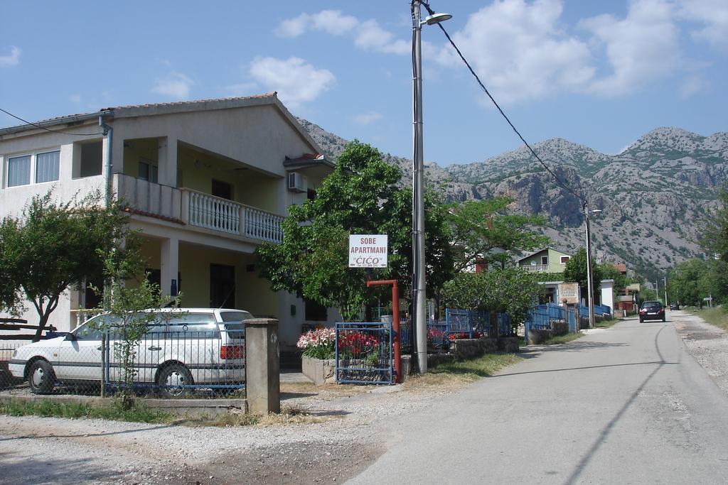 Apartments Cico スタリグラード エクステリア 写真